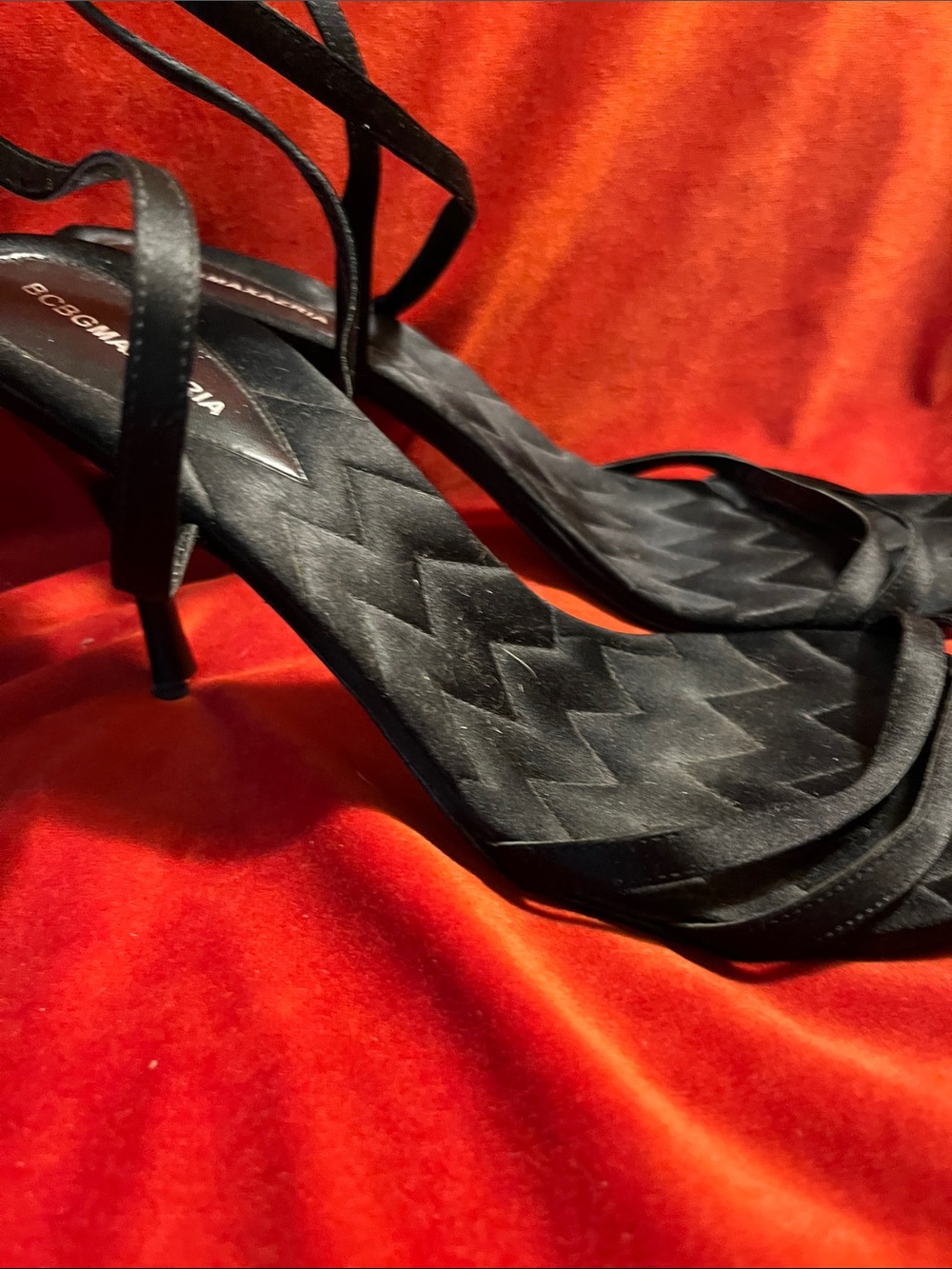 BCBGMaxAzria Black Satin Strappy Heeled Sandals - Picture 4 of 6